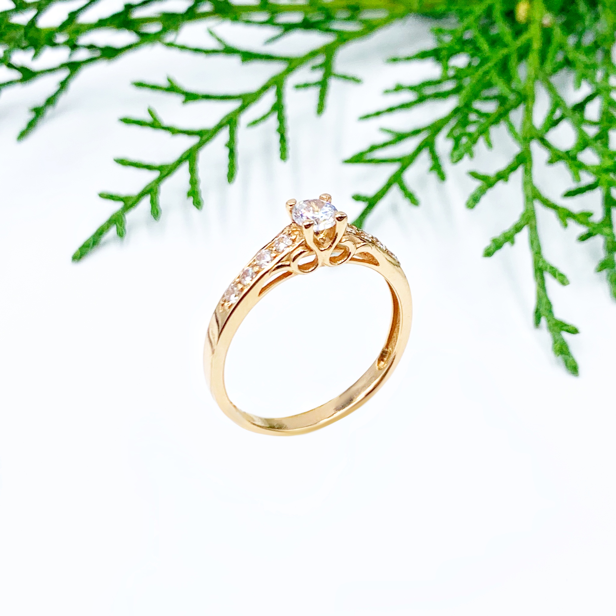 золотий перстень